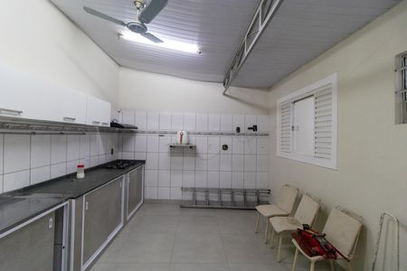 Casa para alugar com 140m², 3 quartos e 3 vagas Casa para alugar com 140m², 3 quartos e 3 vagasCozinha