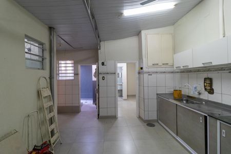 Casa para alugar com 140m², 3 quartos e 3 vagas Casa para alugar com 140m², 3 quartos e 3 vagasCozinha