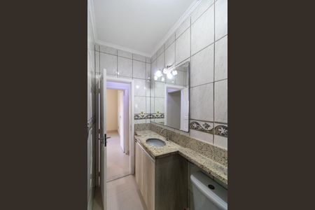Casa para alugar com 140m², 3 quartos e 3 vagas Casa para alugar com 140m², 3 quartos e 3 vagasBanheiro