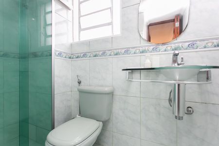 Apartamento à venda com 57m², 2 quartos e 1 vaga Apartamento à venda com 57m², 2 quartos e 1 vagaBanheiro