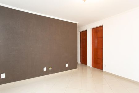 Sala  de apartamento à venda com 2 quartos, 57m² em Conjunto Residencial José Bonifácio, São Paulo