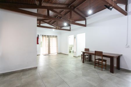 Apartamento à venda com 57m², 2 quartos e 1 vaga Apartamento à venda com 57m², 2 quartos e 1 vagaÁrea comum - Salão de Festas