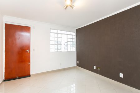 Sala  de apartamento à venda com 2 quartos, 57m² em Conjunto Residencial José Bonifácio, São Paulo