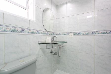 Apartamento à venda com 57m², 2 quartos e 1 vaga Apartamento à venda com 57m², 2 quartos e 1 vagaBanheiro