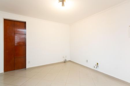 Sala  de apartamento à venda com 2 quartos, 57m² em Conjunto Residencial José Bonifácio, São Paulo