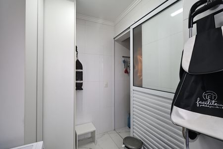 Apartamento para alugar com 95m², 3 quartos e 2 vagas Apartamento para alugar com 95m², 3 quartos e 2 vagasLavanderia