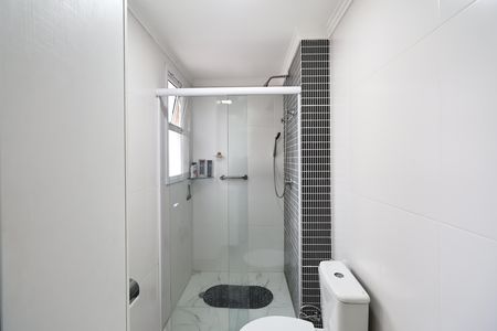 Apartamento para alugar com 95m², 3 quartos e 2 vagas Apartamento para alugar com 95m², 3 quartos e 2 vagasBanheiro da suíte