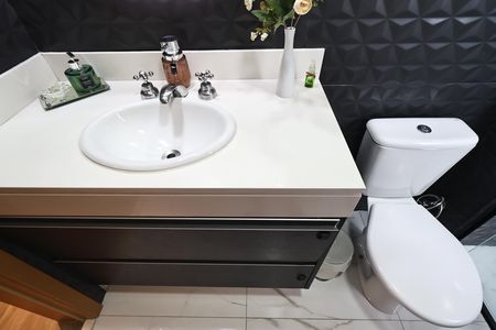 Apartamento para alugar com 95m², 3 quartos e 2 vagas Apartamento para alugar com 95m², 3 quartos e 2 vagasBanheiro
