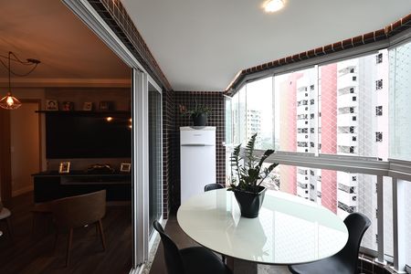Apartamento para alugar com 95m², 3 quartos e 2 vagas Apartamento para alugar com 95m², 3 quartos e 2 vagasVaranda gourmet