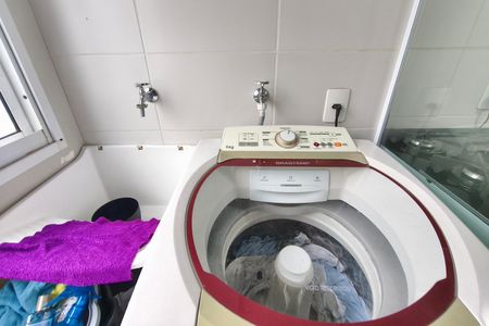 Apartamento à venda com 45m², 2 quartos e 1 vaga Apartamento à venda com 45m², 2 quartos e 1 vagaÁrea de Serviço