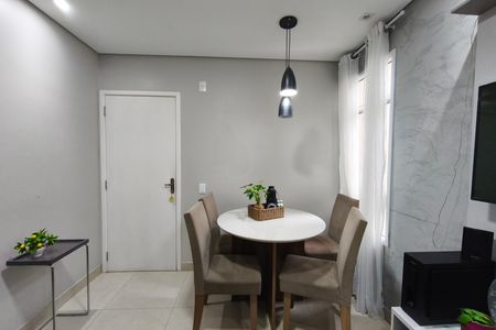 Sala de apartamento à venda com 2 quartos, 45m² em Camunci, Campinas