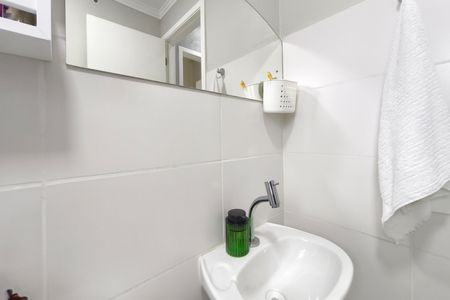 Banheiro de apartamento à venda com 2 quartos, 45m² em Camunci, Campinas