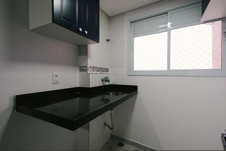 Apartamento para alugar com 35m², 2 quartos e 1 vaga Apartamento para alugar com 35m², 2 quartos e 1 vagaCozinha e Área de Serviço