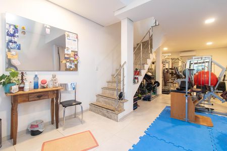 Sala de casa à venda com 3 quartos, 200m² em Aberta dos Morros, Porto Alegre