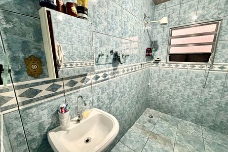 Casa à venda com 210m², 6 quartos e 1 vaga Casa à venda com 210m², 6 quartos e 1 vagaBanheiro 3