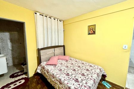 Casa à venda com 210m², 6 quartos e 1 vaga Casa à venda com 210m², 6 quartos e 1 vagaQuarto 1