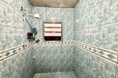 Casa à venda com 210m², 6 quartos e 1 vaga Casa à venda com 210m², 6 quartos e 1 vagaBanheiro 3