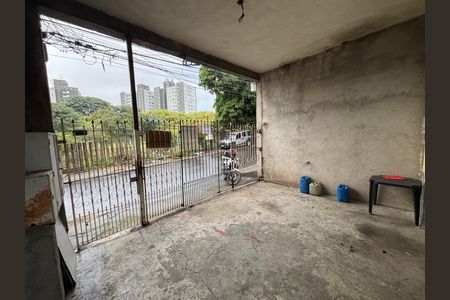Casa à venda com 210m², 6 quartos e 1 vaga Casa à venda com 210m², 6 quartos e 1 vagaGaragem