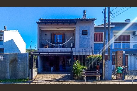 Fachada  de casa à venda com 3 quartos, 172m² em Aberta dos Morros, Porto Alegre