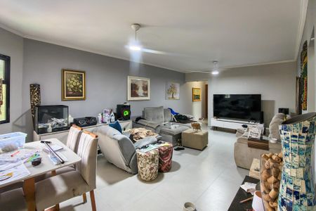 Apartamento para alugar com 93m², 2 quartos e 1 vagaSala