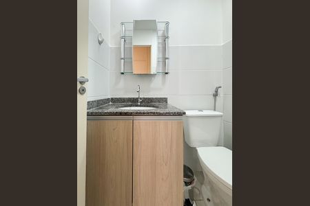 Apartamento à venda com 56m², 2 quartos e 1 vaga Apartamento à venda com 56m², 2 quartos e 1 vagaBanheiro Social