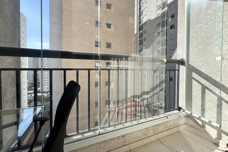 Apartamento à venda com 56m², 2 quartos e 1 vaga Apartamento à venda com 56m², 2 quartos e 1 vagaSacada
