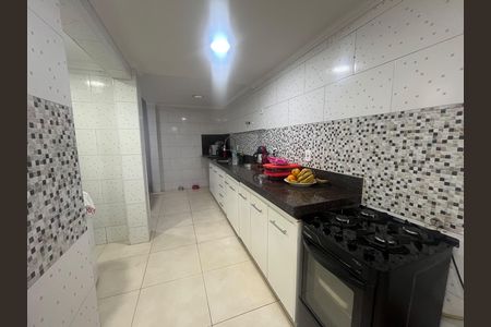 Casa de condomínio à venda com 127m², 3 quartos e 2 vagas Casa de condomínio à venda com 127m², 3 quartos e 2 vagasCozinha