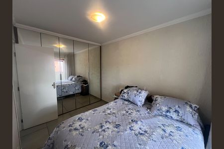 Casa de condomínio à venda com 127m², 3 quartos e 2 vagas Casa de condomínio à venda com 127m², 3 quartos e 2 vagasQuarto