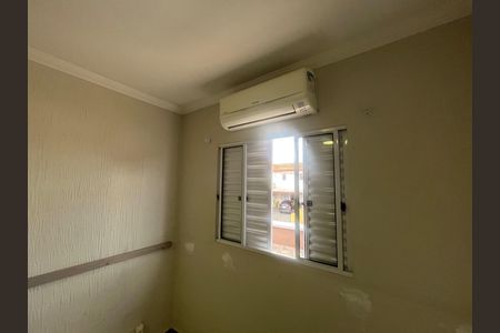 Casa de condomínio à venda com 127m², 3 quartos e 2 vagas Casa de condomínio à venda com 127m², 3 quartos e 2 vagasQuarto
