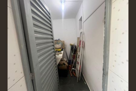 Casa de condomínio à venda com 127m², 3 quartos e 2 vagas Casa de condomínio à venda com 127m², 3 quartos e 2 vagasDepósito