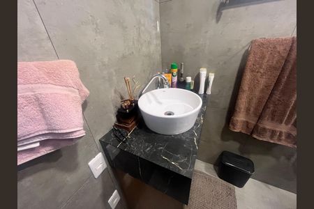 Casa de condomínio à venda com 127m², 3 quartos e 2 vagas Casa de condomínio à venda com 127m², 3 quartos e 2 vagasBanheiro