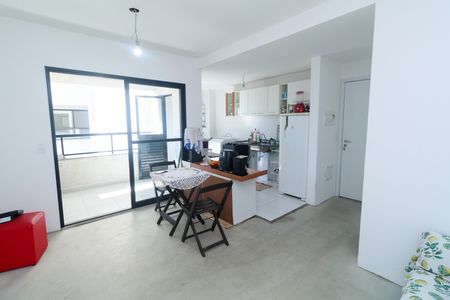 Sala de apartamento à venda com 2 quartos, 60m² em Baeta Neves, São Bernardo do Campo