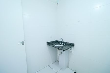 Apartamento para alugar com 60m², 2 quartos e 1 vaga Apartamento para alugar com 60m², 2 quartos e 1 vagaBanheiro da Suíte 1