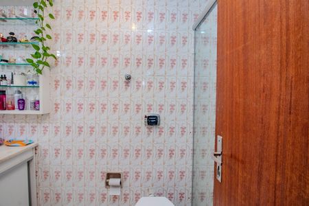 Apartamento à venda com 104m², 3 quartos e 1 vaga Apartamento à venda com 104m², 3 quartos e 1 vagaBanheiro