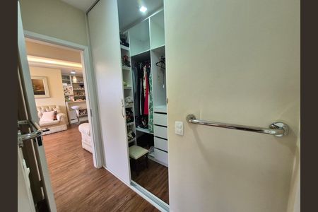 Apartamento para alugar com 65m², 1 quarto e 1 vaga Apartamento para alugar com 65m², 1 quarto e 1 vagaCloset