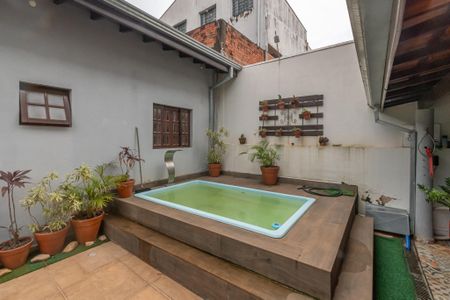 Casa à venda com 270m², 3 quartos e 2 vagasPiscina 