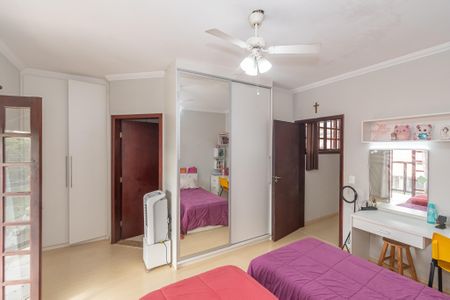 Casa à venda com 270m², 3 quartos e 2 vagasSuite 2