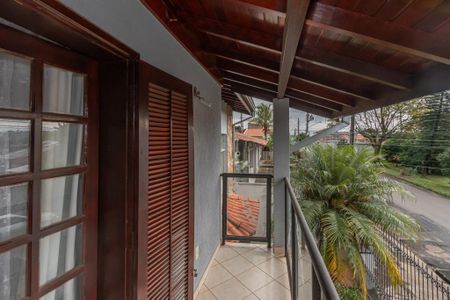 Casa à venda com 270m², 3 quartos e 2 vagasVaranda 