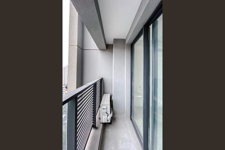 Studio à venda com 25m², 1 quarto e sem vaga Studio à venda com 25m², 1 quarto e sem vagaVaranda