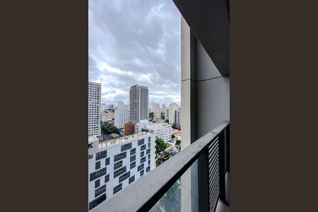 Studio à venda com 25m², 1 quarto e sem vaga Studio à venda com 25m², 1 quarto e sem vagaVaranda