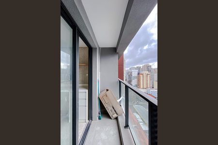Studio à venda com 25m², 1 quarto e sem vaga Studio à venda com 25m², 1 quarto e sem vagaVaranda