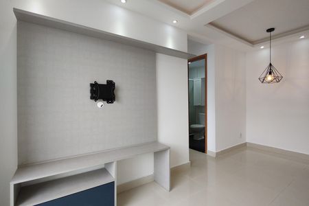 Sala de apartamento para alugar com 2 quartos, 50m² em Taquara, Rio de Janeiro