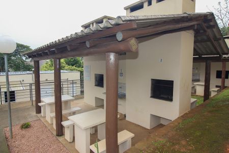 Apartamento à venda com 42m², 2 quartos e 1 vaga Apartamento à venda com 42m², 2 quartos e 1 vagaÁrea comum - Churrasqueira