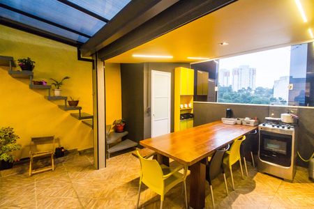 Casa à venda com 150m², 2 quartos e 3 vagas Casa à venda com 150m², 2 quartos e 3 vagasÁrea gourmet