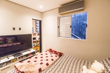 Casa à venda com 150m², 2 quartos e 3 vagas Casa à venda com 150m², 2 quartos e 3 vagasQuarto 2