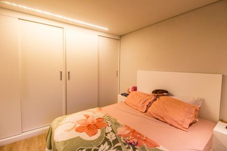 Casa à venda com 150m², 2 quartos e 3 vagas Casa à venda com 150m², 2 quartos e 3 vagasSuíte