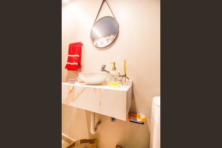 Casa à venda com 150m², 2 quartos e 3 vagas Casa à venda com 150m², 2 quartos e 3 vagasLavabo