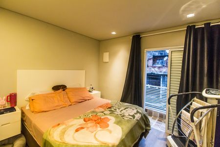 Casa à venda com 150m², 2 quartos e 3 vagas Casa à venda com 150m², 2 quartos e 3 vagasSuíte