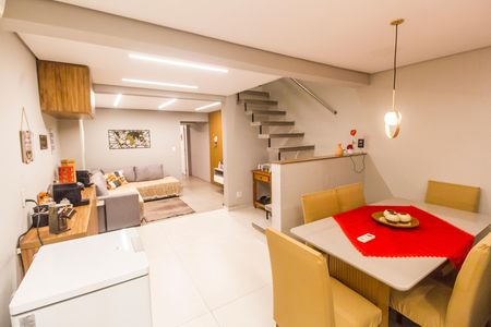 Sala de casa à venda com 2 quartos, 150m² em Parque Viana, Barueri