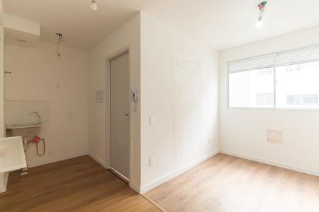 Apartamento para alugar com 33m², 2 quartos e sem vaga Apartamento para alugar com 33m², 2 quartos e sem vagaSala/Cozinha e Área de serviço
